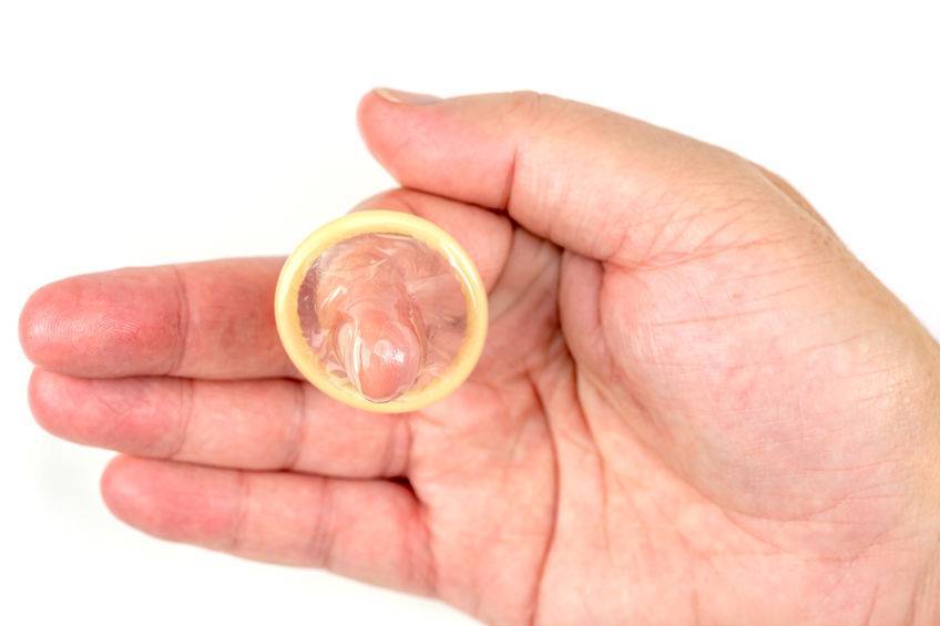 2,意外妊娠风险许多人都错误的认为,只要是使用了安全套,避孕效果就能