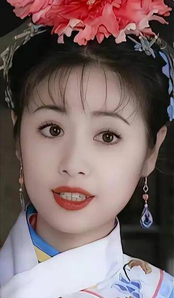 牙齿丑,也不影响成为大美人,这6位女明星个个美若天仙_王祖贤_五官