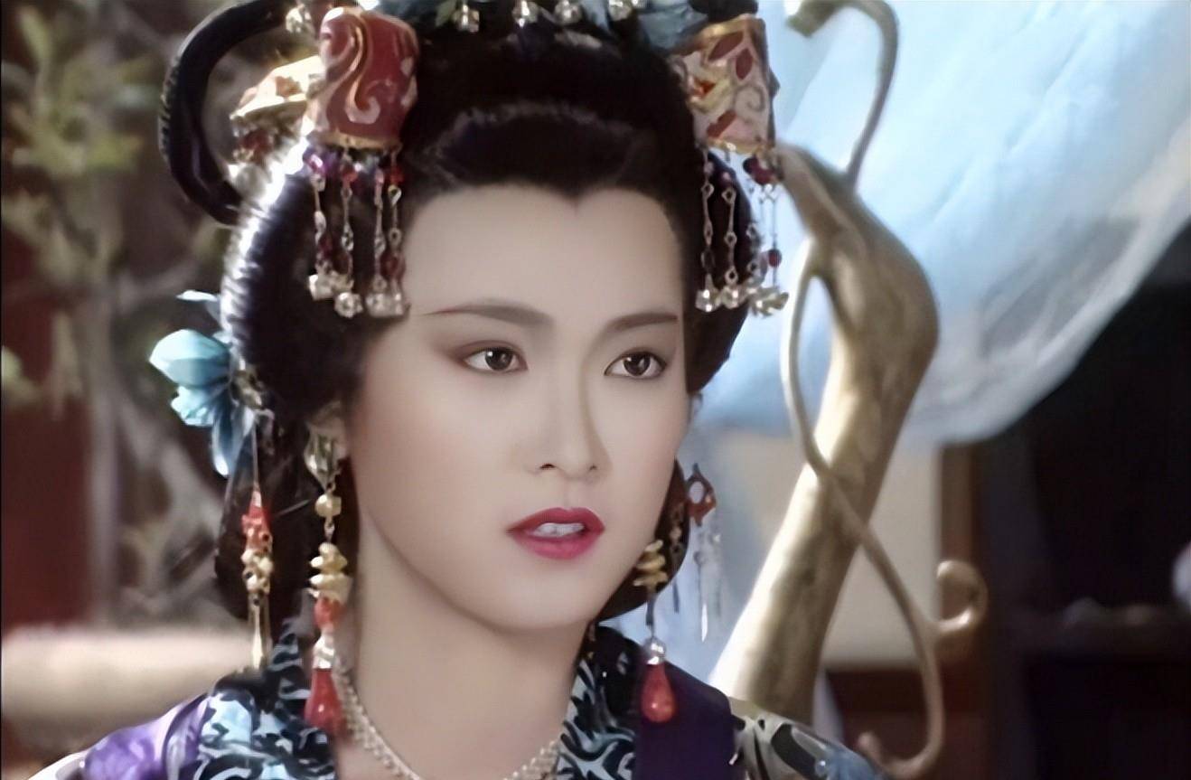 在剧中平分秋色,甚至有观众认为童爱玲饰演的长孙皇后更美