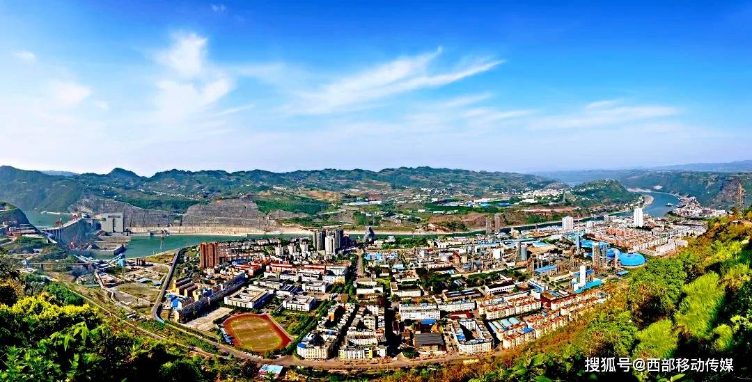 水富市云富老城区 何光云 摄水富市围绕绿色生态精致山水城市建设目标