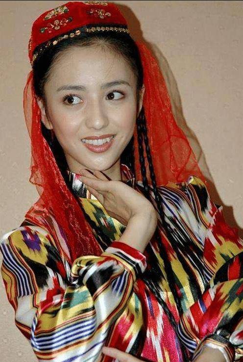 佟丽娅年轻时长啥样?