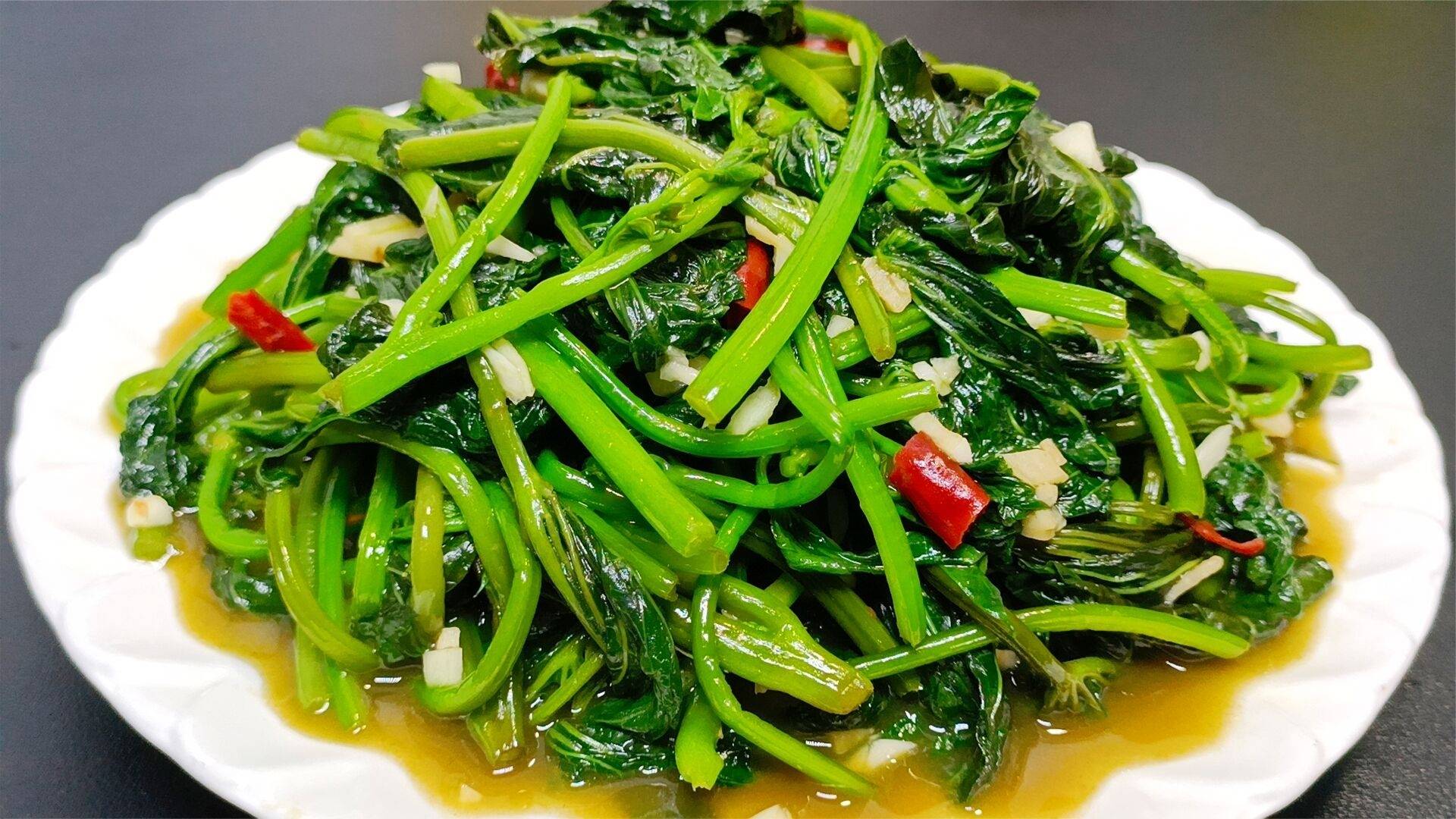 炒红薯叶,切记直接下锅炒,教你正确做法,颜色翠绿不发黑,真香_真香_下