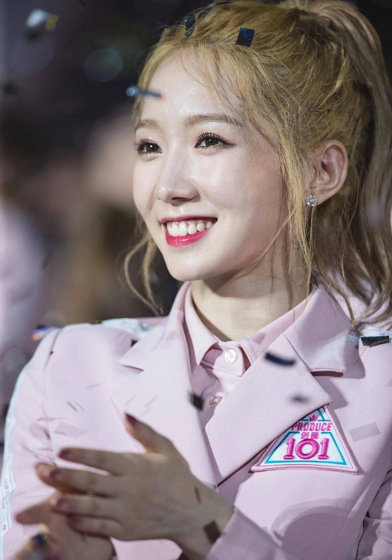 孟美岐-怎么红都是红_火箭少女_周楚雄_公司