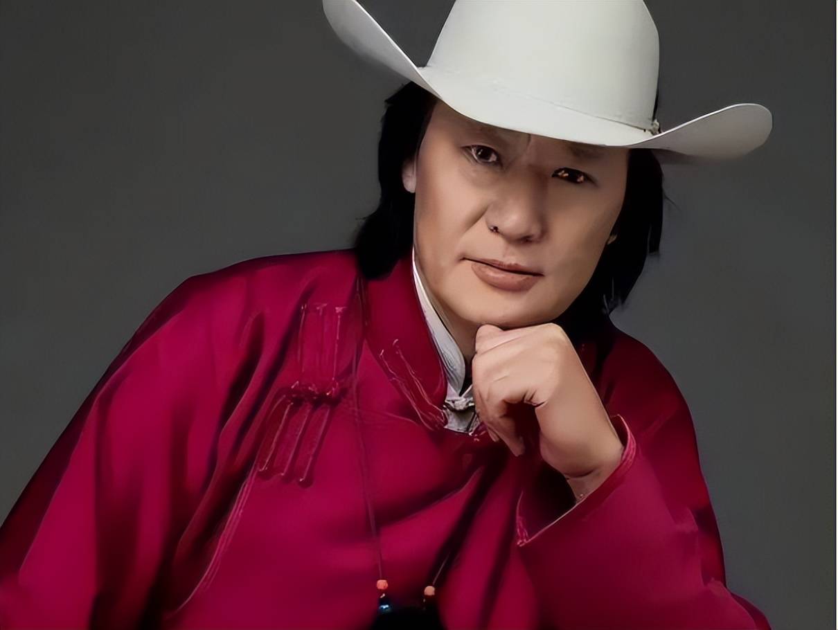 "吉祥三宝"一家,乌日娜久久走不出丧夫之痛,诺尔曼已为人母