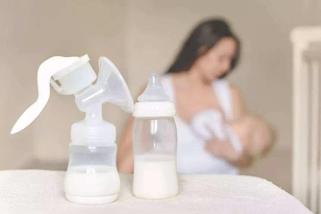 1一6个月新生儿奶量表和时间表 新生儿奶量增加标准参考