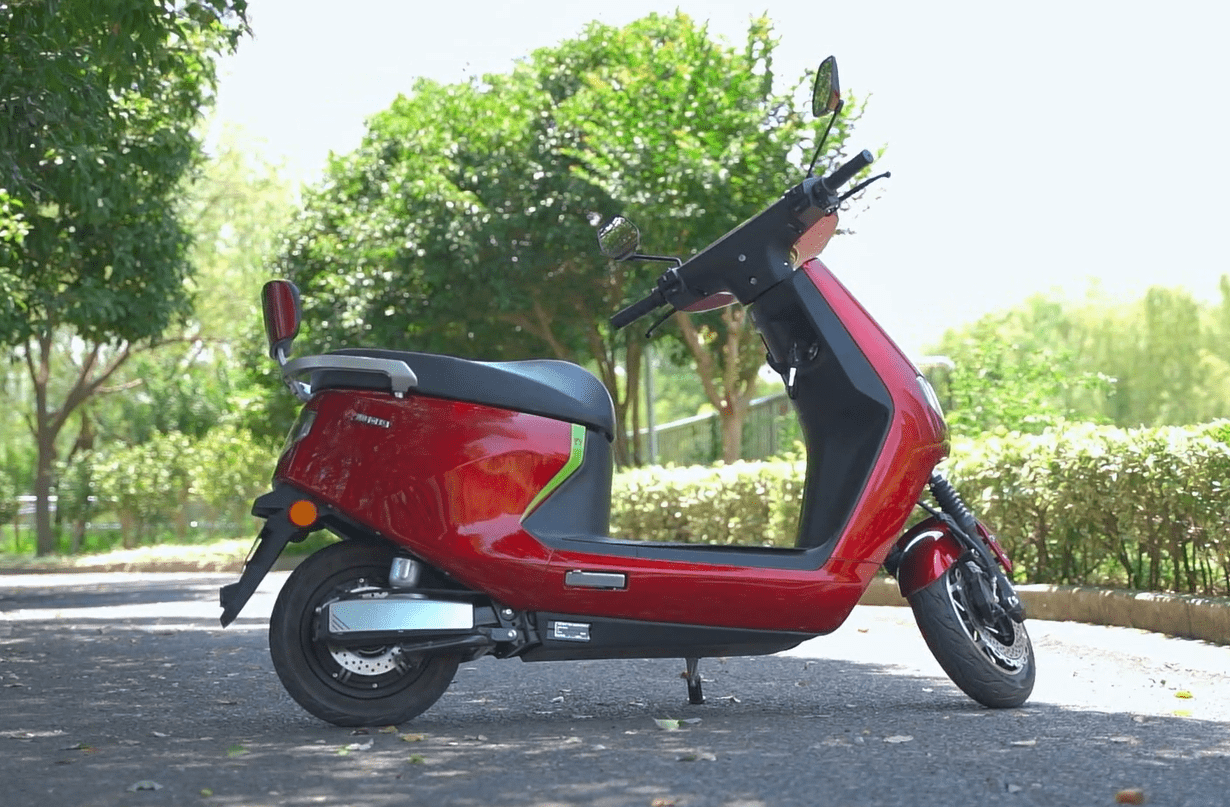 澳柯玛金牛深度测评,快充2小时,搭载7232电池能跑200公里_搜狐汽车