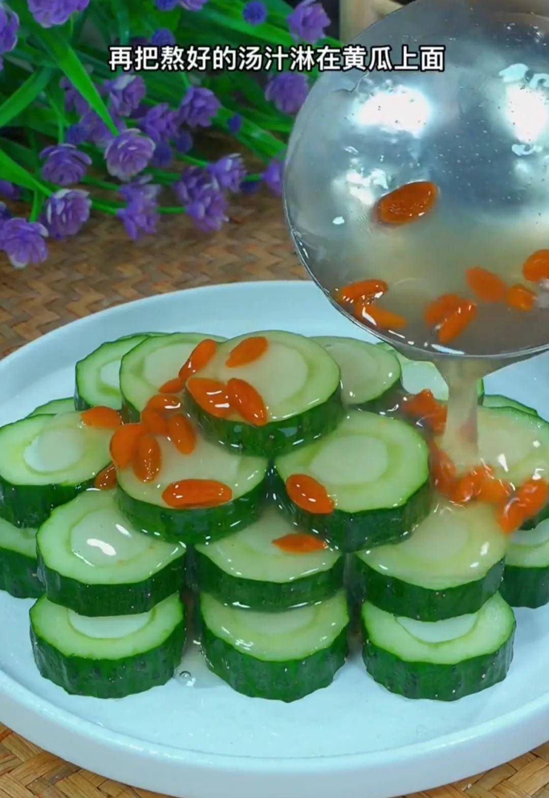 清脆绵软好吃营养不油腻不长肉的山药黄瓜教大家一种新鲜吃法