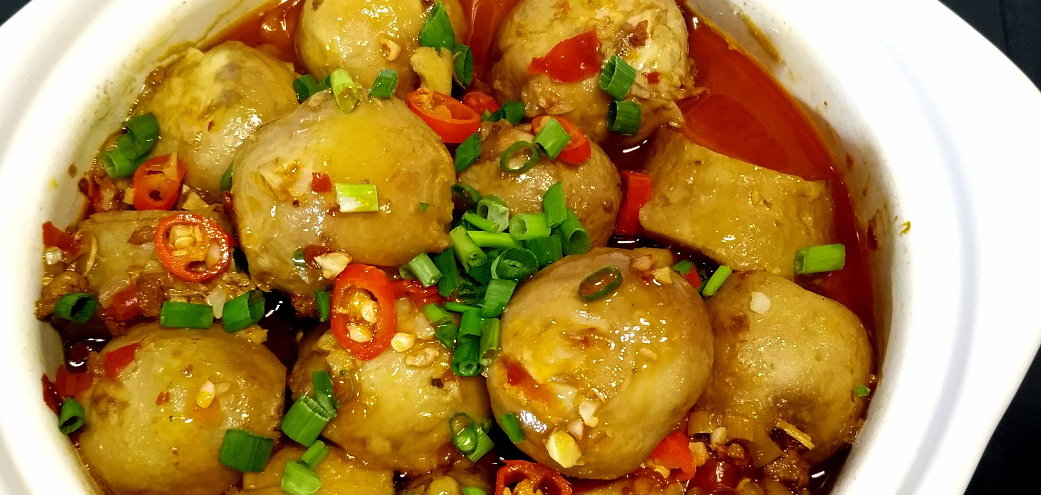 原创这道砂锅焖芋头下饭下酒都不错鲜香又美味比大鱼大肉还好吃