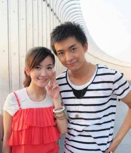 原创尔康不仅娶了小燕子还把她宠成公主李佳航才是绝顶好男人