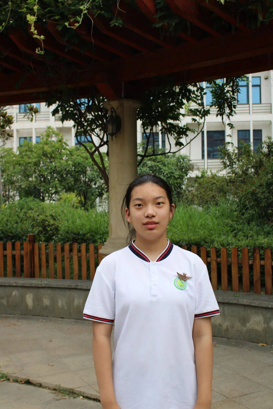 915班 孙嘉琪 -- 918班 王若茜 -- 905班 张子越 -- 914班 崔佳怡