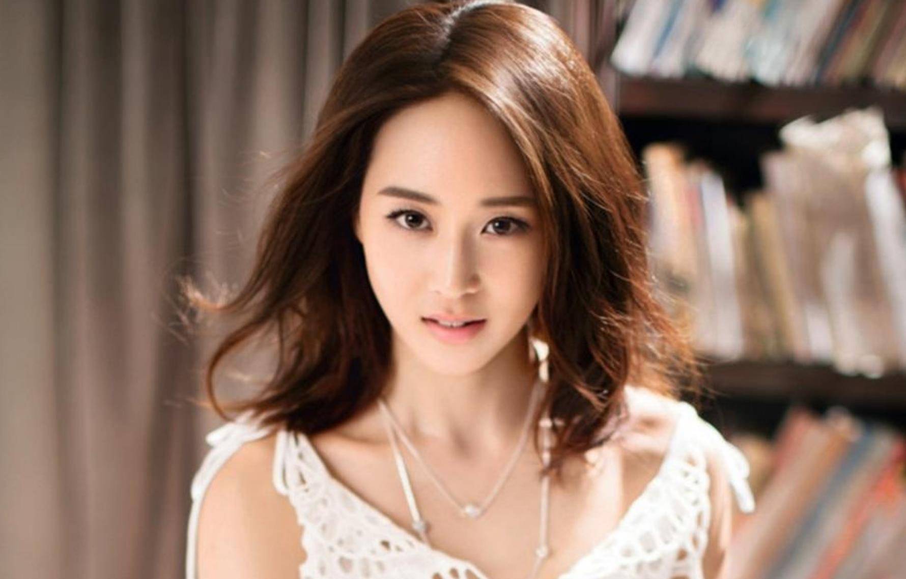 气质型美女明星张钧甯,凭借温婉优雅的外表,得到不少观众的喜欢_自律