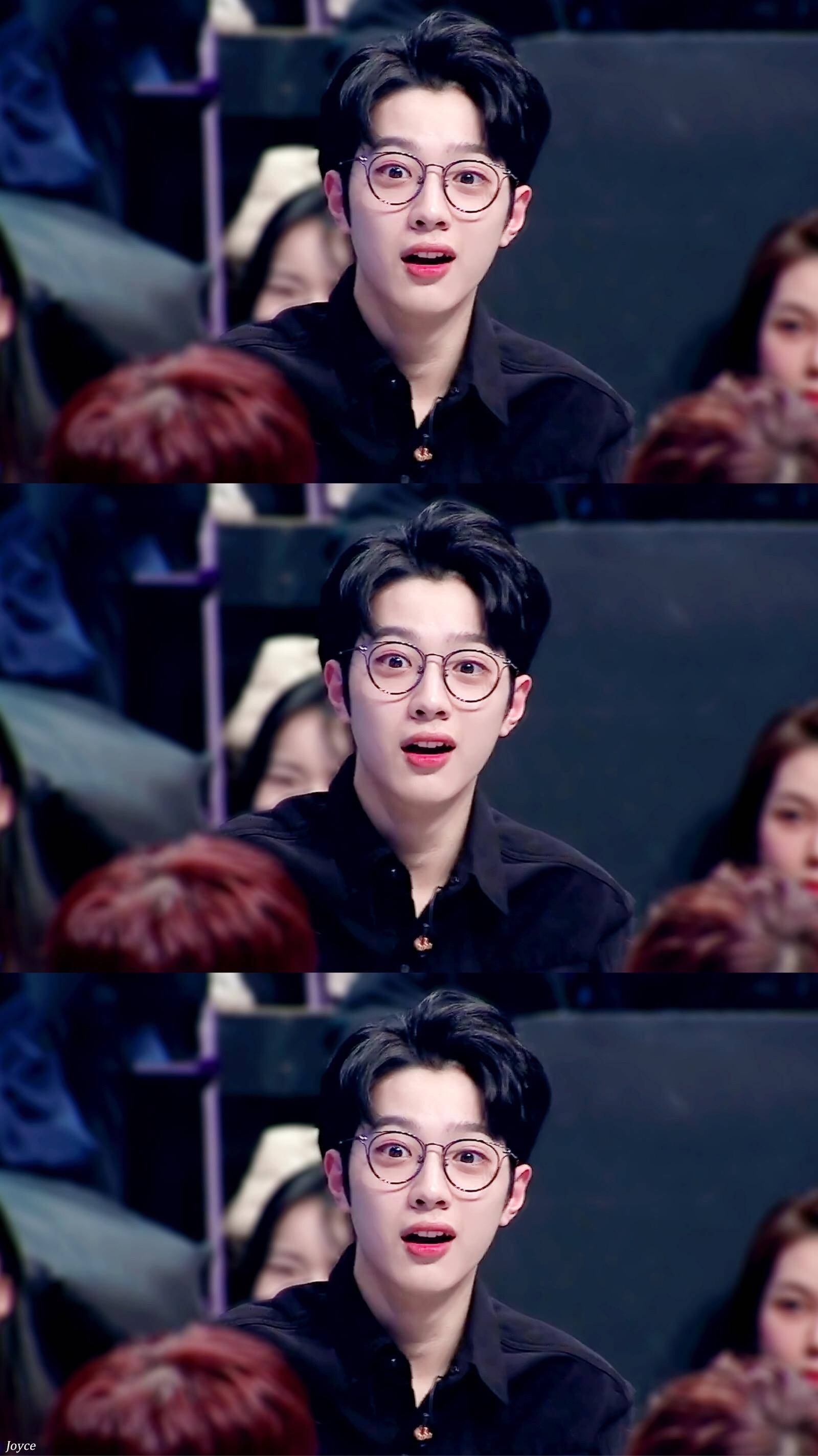 01年小奶狗长相清秀,一脱衣服全身肌肉又狼又欲,难怪杨颖都爱了_赖宽