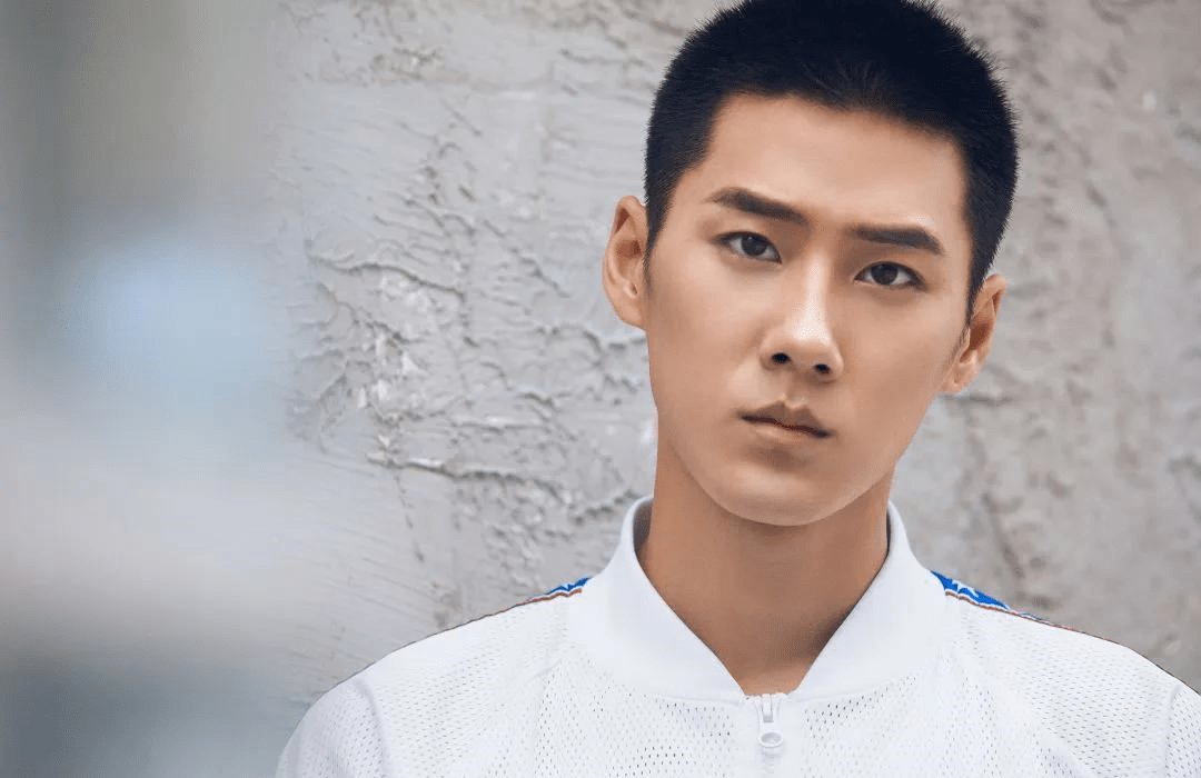 王炳翔:郭敬明曾为他冒险,今主演新剧《爱上坏狐狸小姐》_剧中_水亦诗