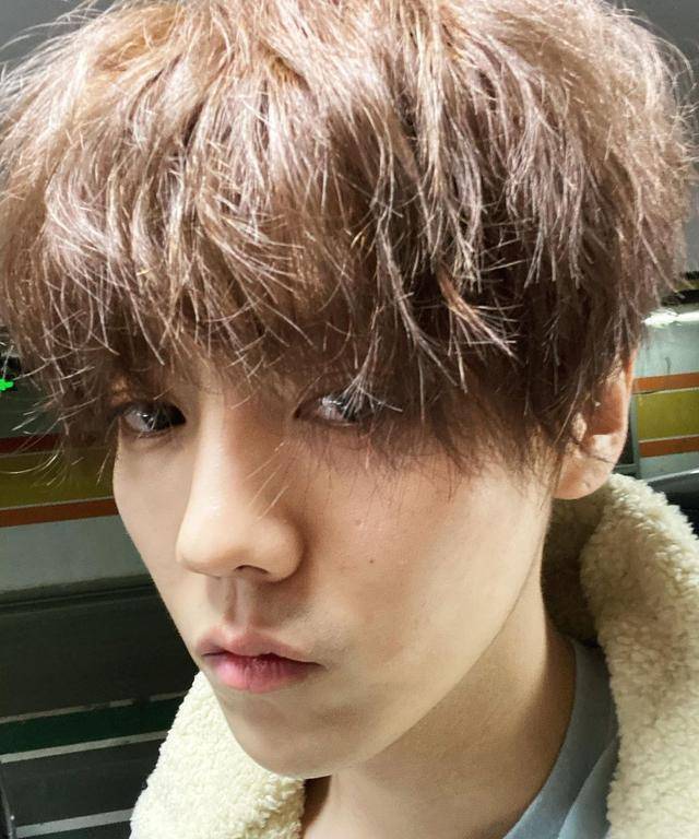 看到这位我酸了_pa_头发_吴世勋