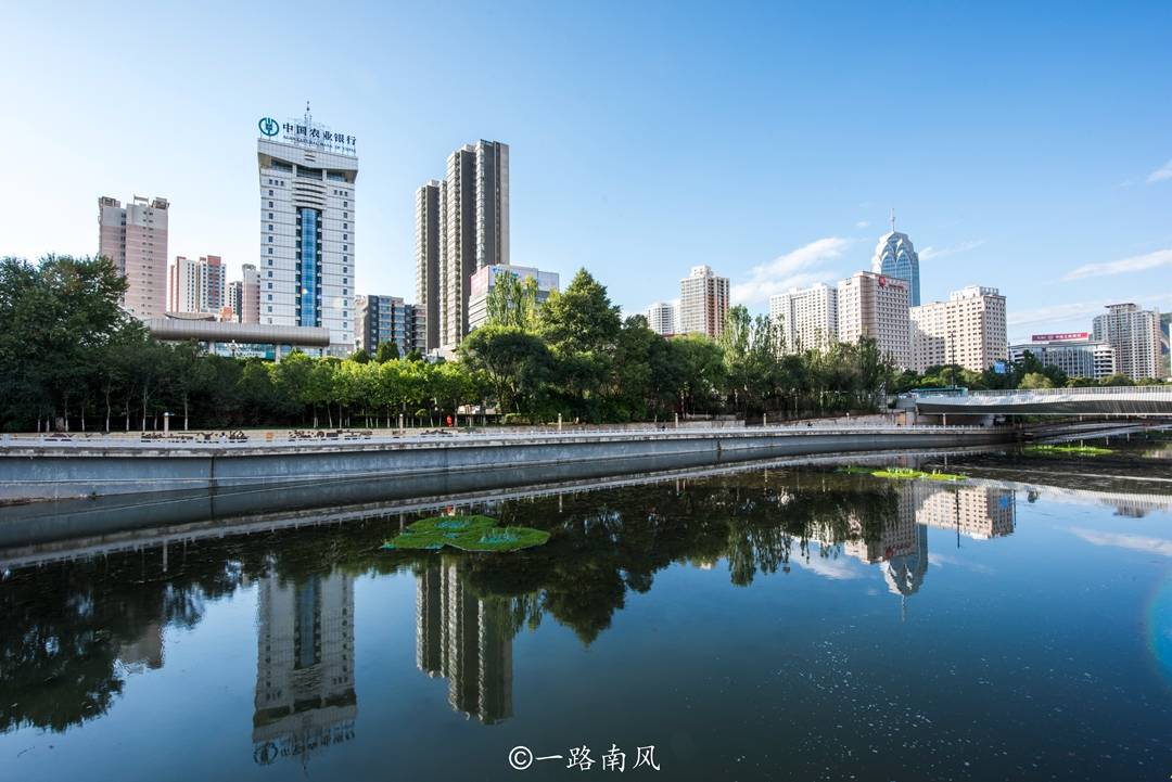 西宁，青海省唯一的避暑夏都，三伏天不用吹空调，晚上还要盖被子