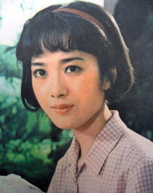 80年代女星龚雪:正红时受"流氓案"影响出国,如今69岁生活幸福