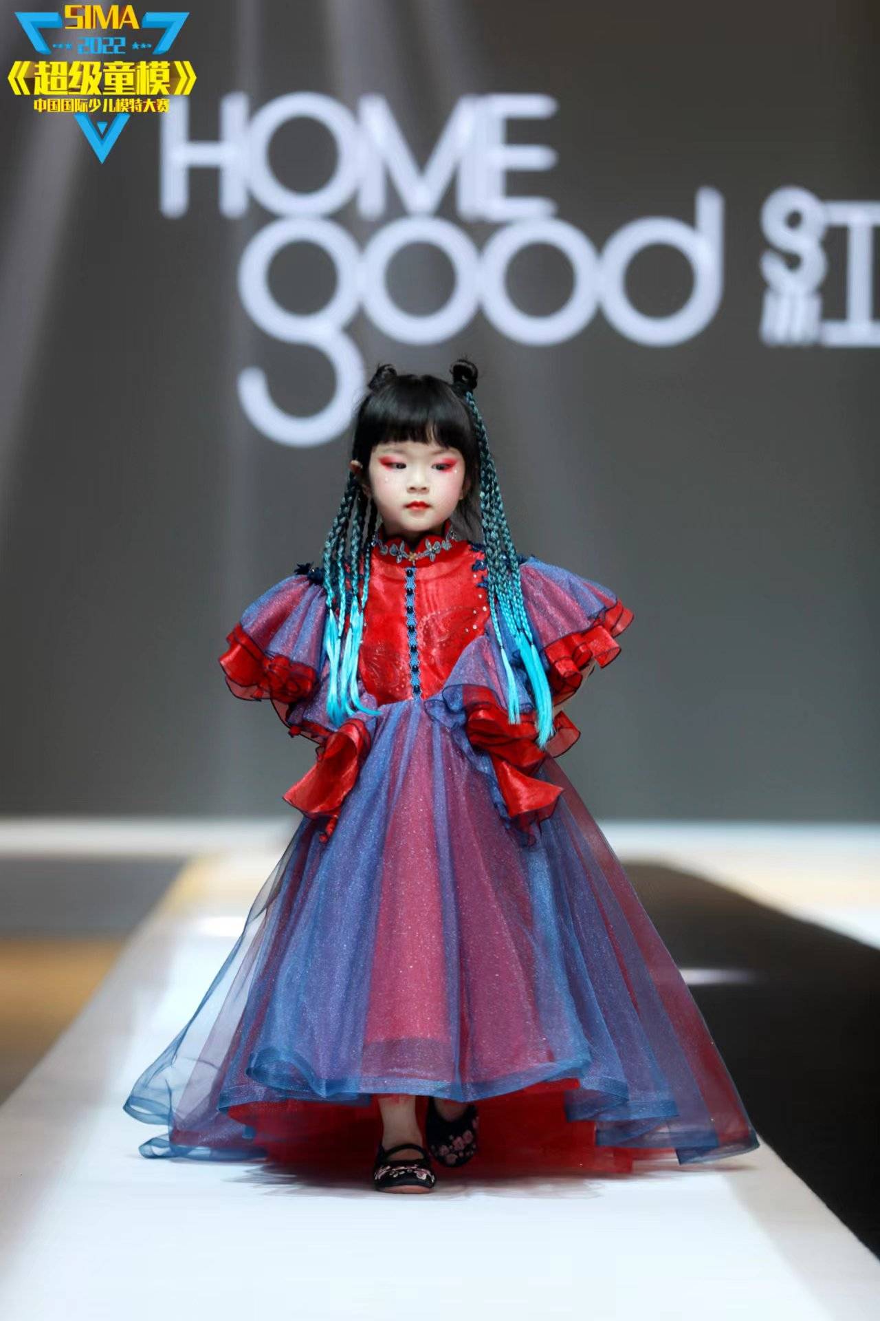 sima 2022第三届《超级童模》全国总决赛幼儿组亚军格桑,戚诗文专访