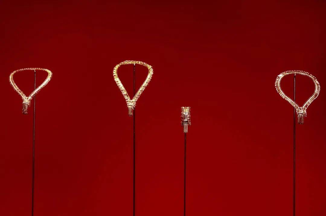 ����֮������Ϻ�������ű������Ʒ����չ����Խ���������