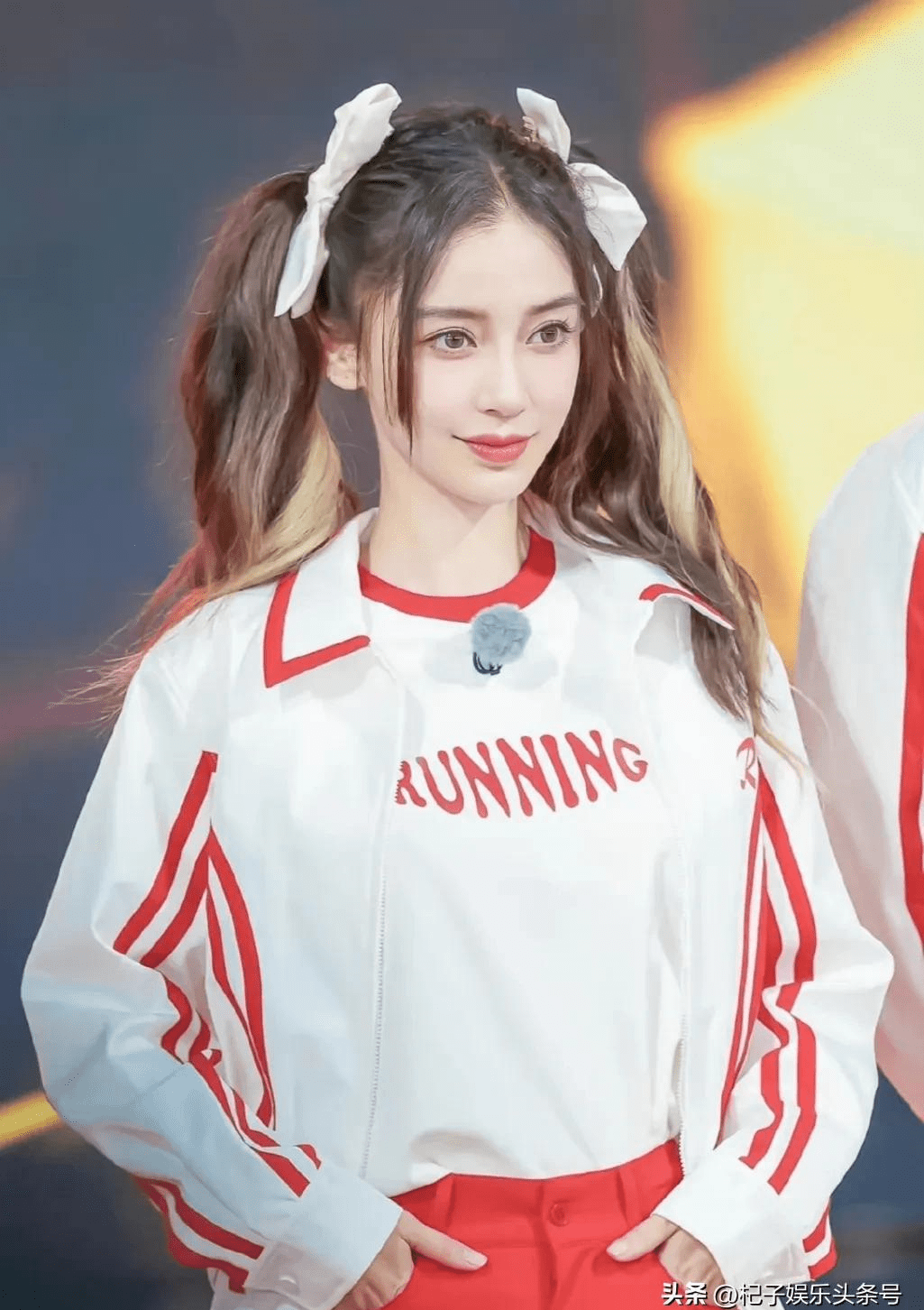 扎双马尾的angelababy,可爱又甜美,高级脸那谁比不了