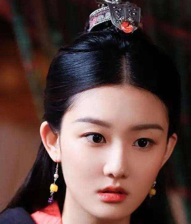 三生三世第3部《步生莲》,成玉原身怕是连宋高攀不起!_祖媞_殿下_兵器