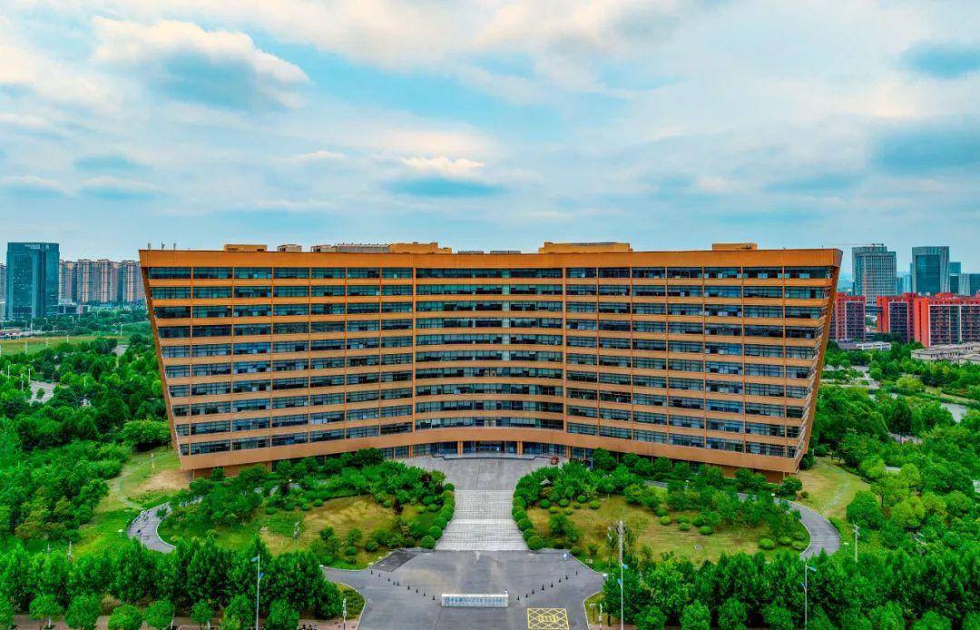 量子产业地标炼成记——合肥“量子大道”链起创新生态圈