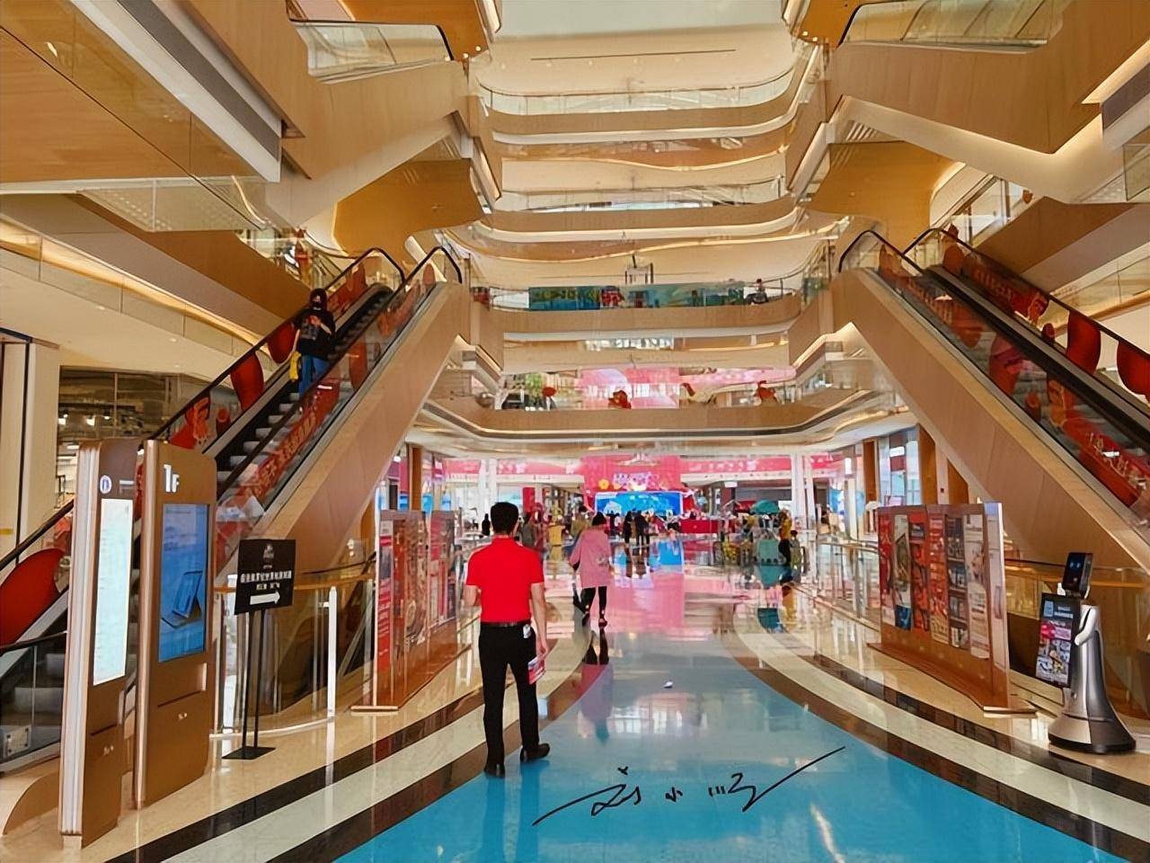 原创广州荔湾区这个大型商场据说是广州第二大商场你来过吗