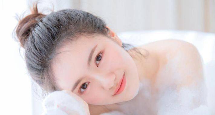 "不正经"的女人,在跟男人聊天时,通常说的4句话,特别第二句_交往_照片