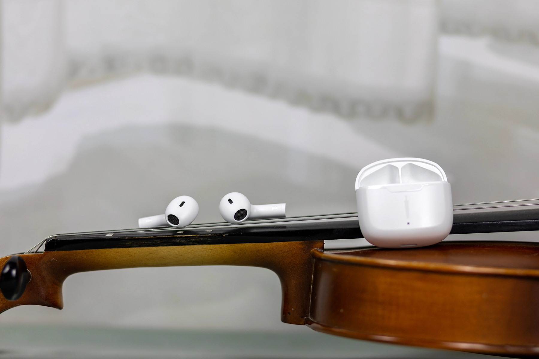 英雄HERO E1蓝牙耳机，朴实的外观给你非凡的体验