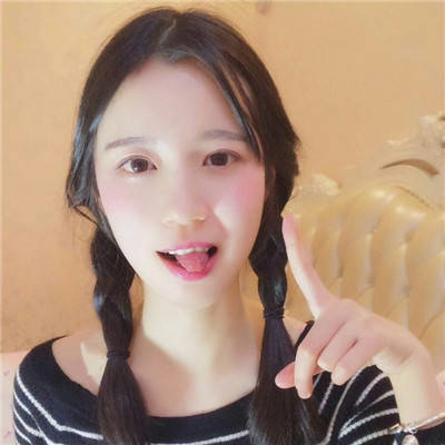 一位很哇塞的女孩女生头像真人图片仙气