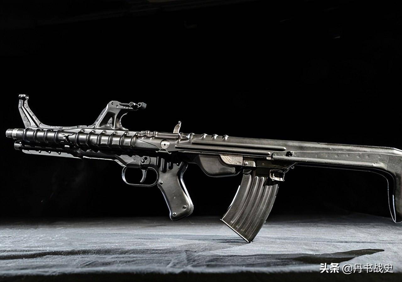 原创苏联tkb059三枪管突击步枪三倍的火力三倍的后坐力