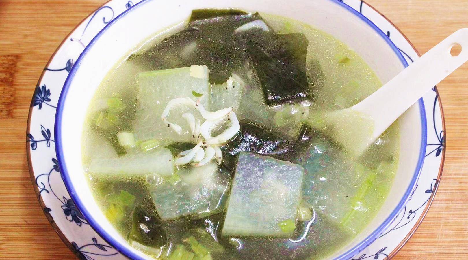 春天,冬瓜和裙带菜是绝配,隔三差五喝几回,很多人不知道有啥用_刮油