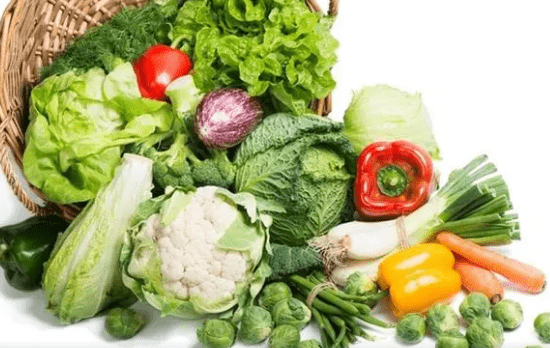 绿色的蔬菜,可以促进肝气的排泄,减少肝气郁结,还能起到养肝的作用