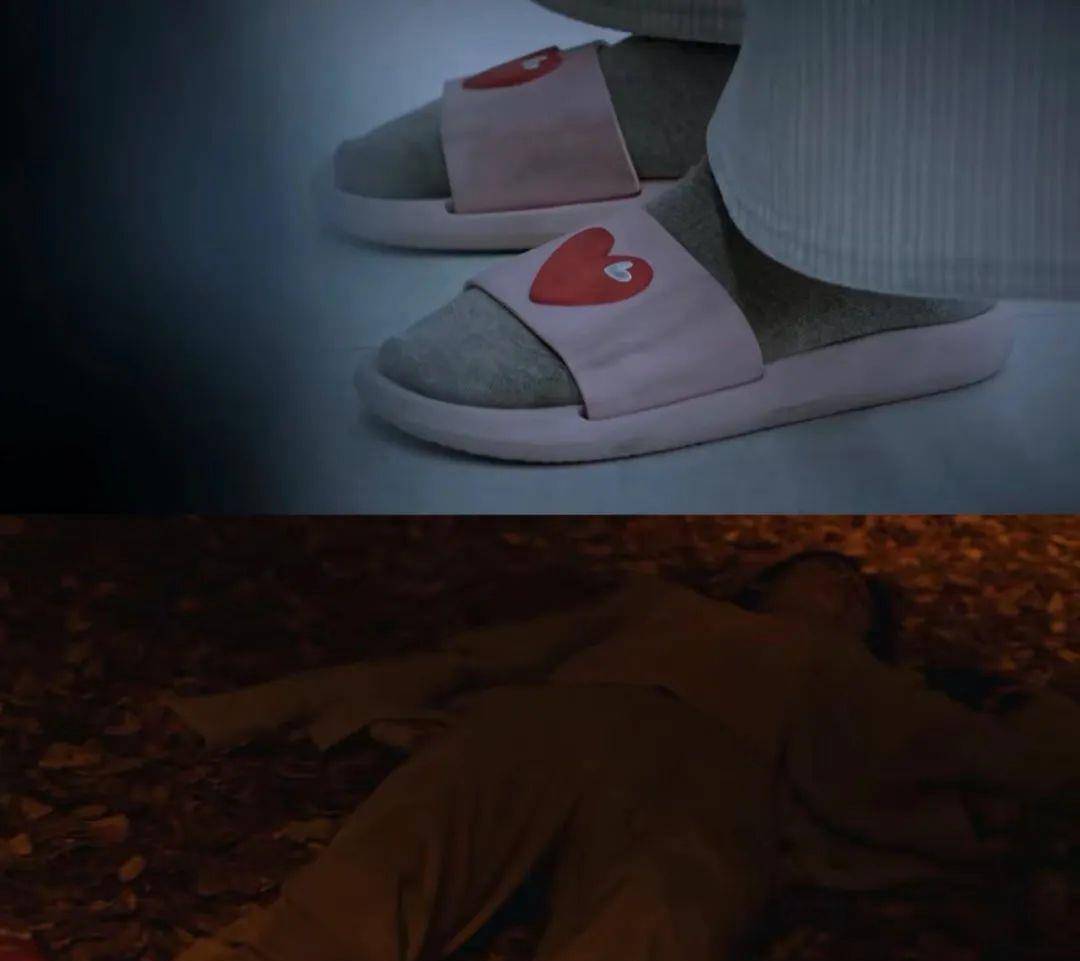 在命案现场,女尸的附近还有着巧克力派和丝袜.