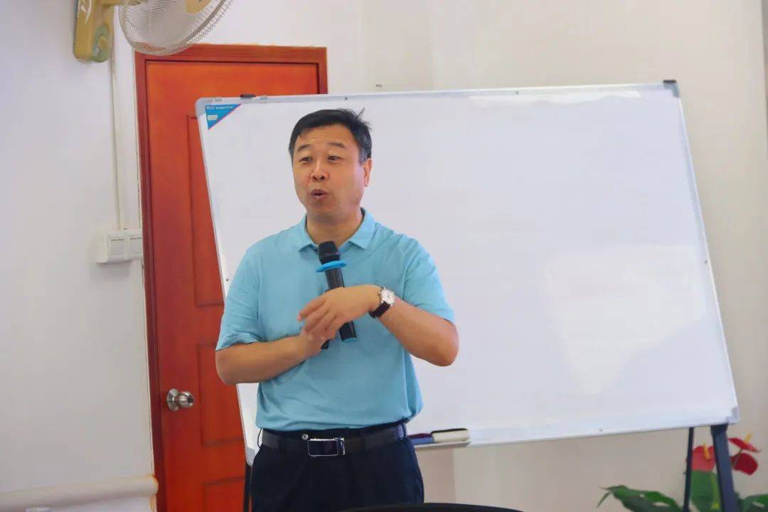 对外经济贸易大学统计学院院长刘立新教授主讲法国国际mba《金融管理