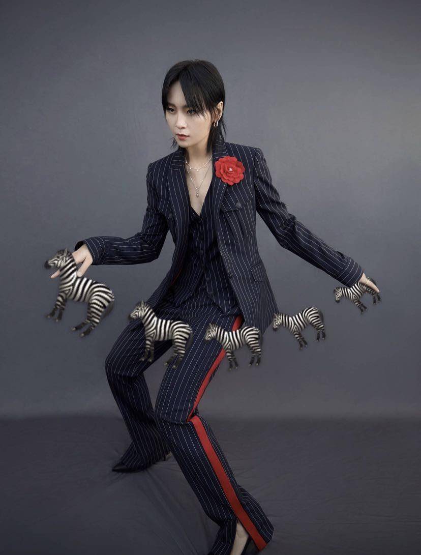 有种不解叫周笔畅的高跟鞋!