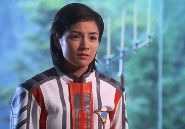 当初《艾斯奥特曼》播出之后,很多人把里面的女主角南夕子当成了偶像