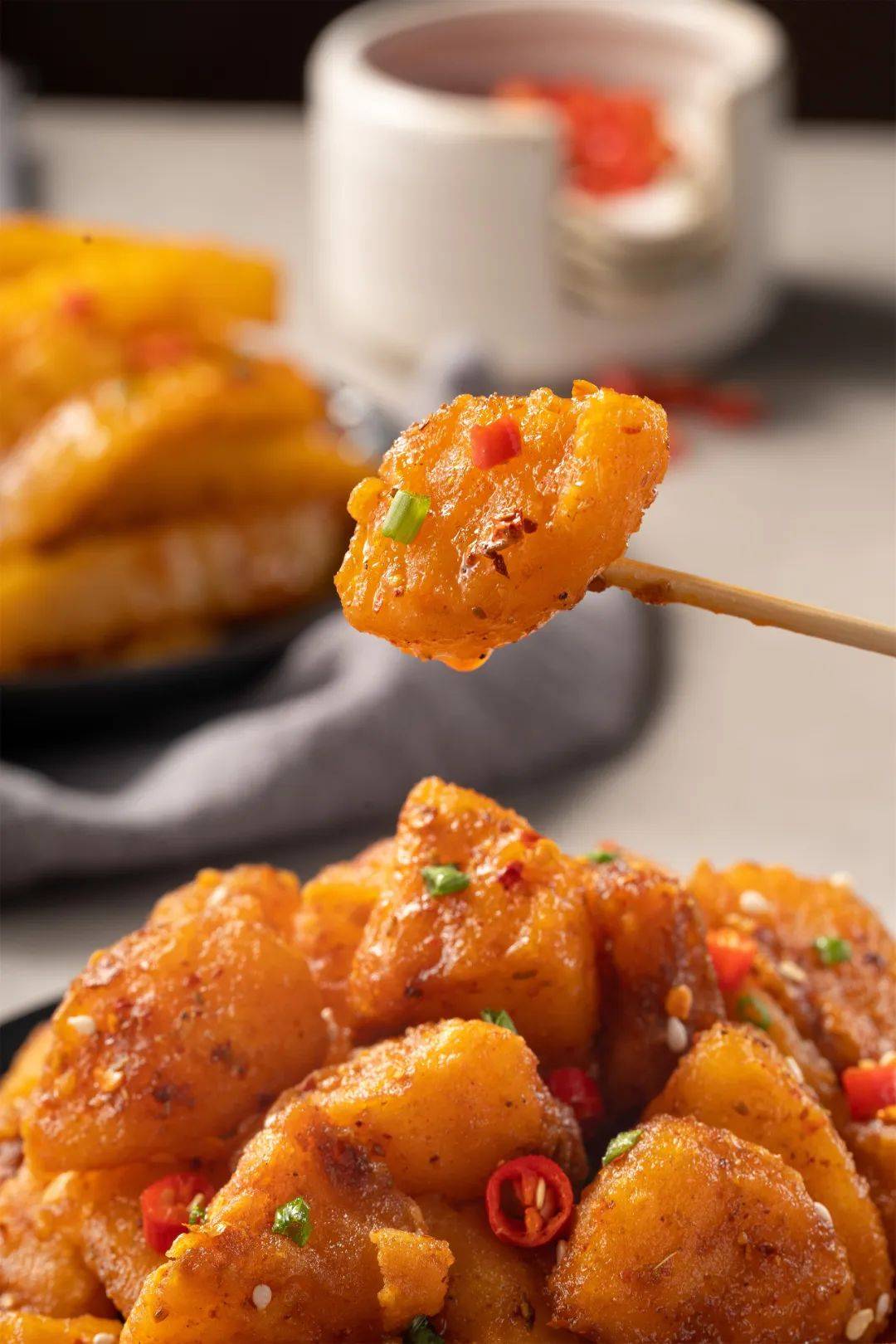 盼之家食品上新:锅巴土豆_焦香_热油_小吃街