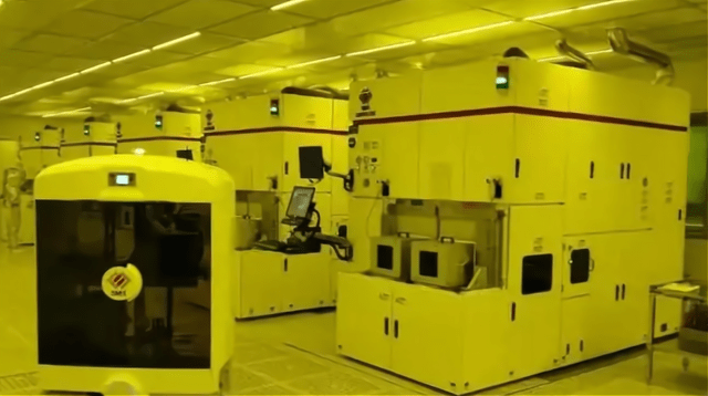 拿到78台光刻机订单后，ASML开始变味了_出货_生产_制造