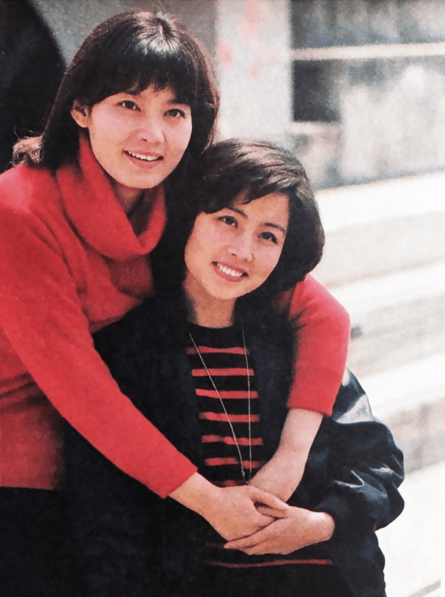 80年代最红女星李秀明,刘晓庆都给她当配角,40岁成亿万富婆_程久实