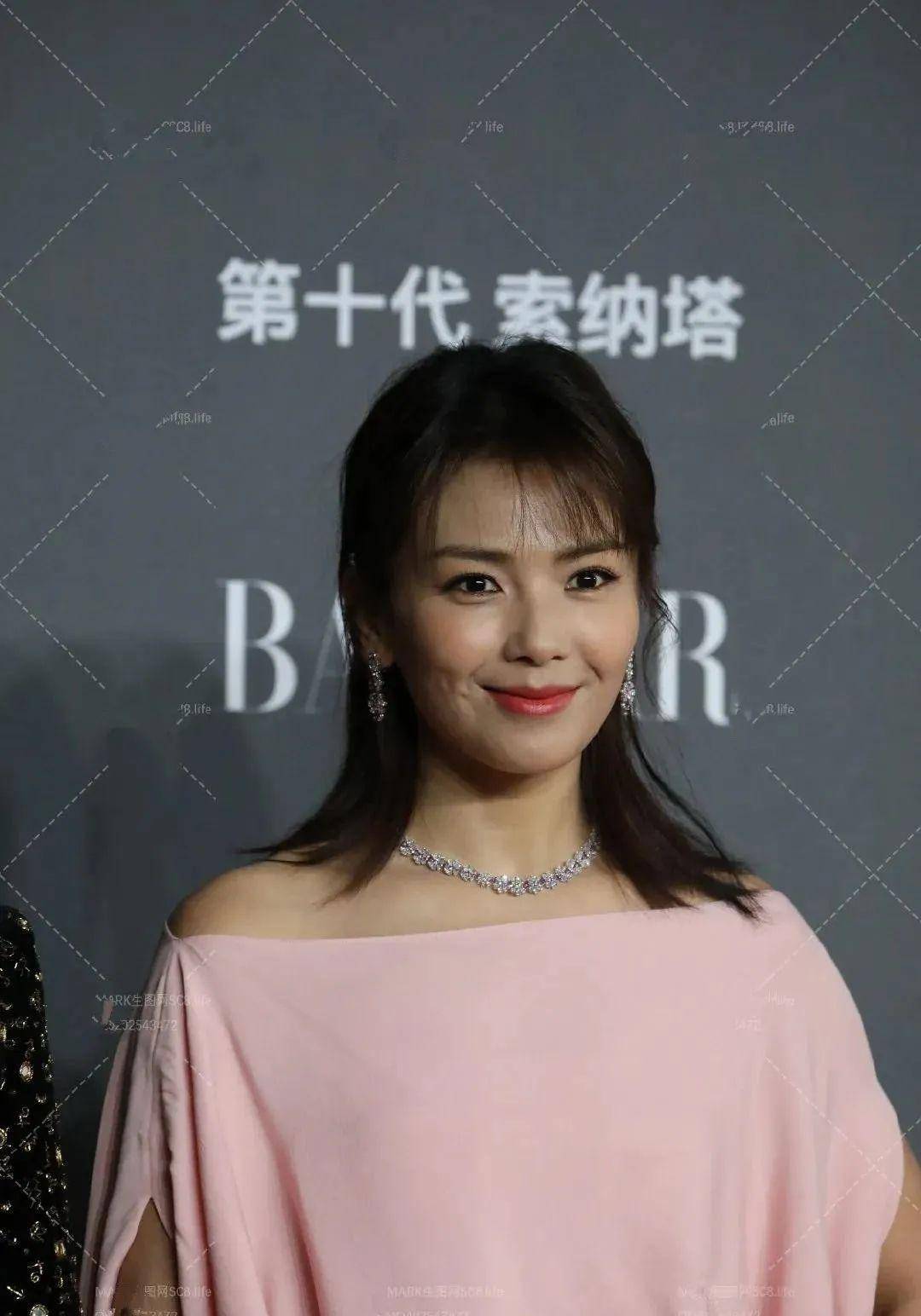 刘涛的五官很精致!