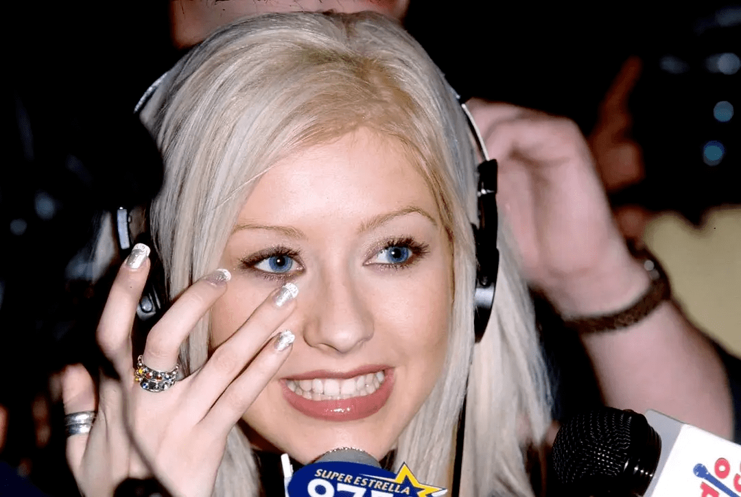 更严重的是,这种千篇一律的"网红风审美",逐渐从