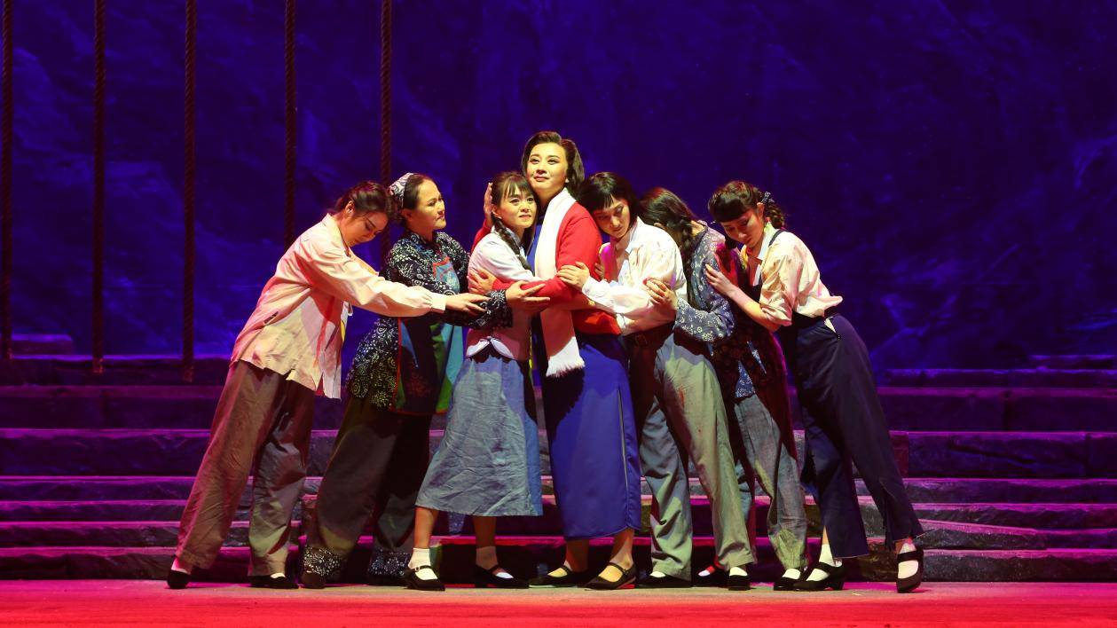 吉剧《江姐》点亮"精彩夜吉林·2022消夏演出季"_艺术_观众_江姐