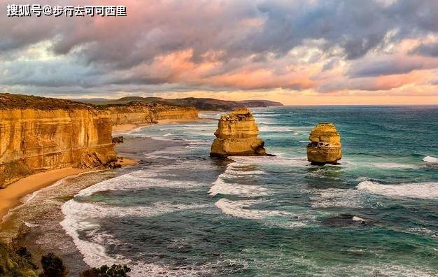 何必远行去澳洲？大连的这片海岸可以媲美澳洲的“十二门徒岩”