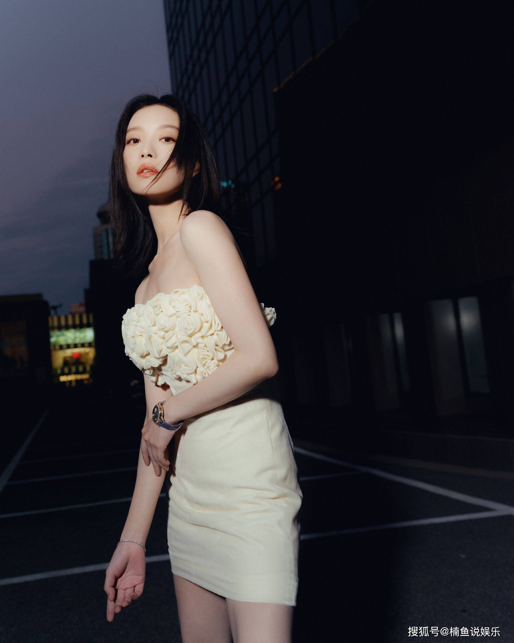 倪妮真不适合穿短靴造型师太不走心了170大美女拍成了1米5