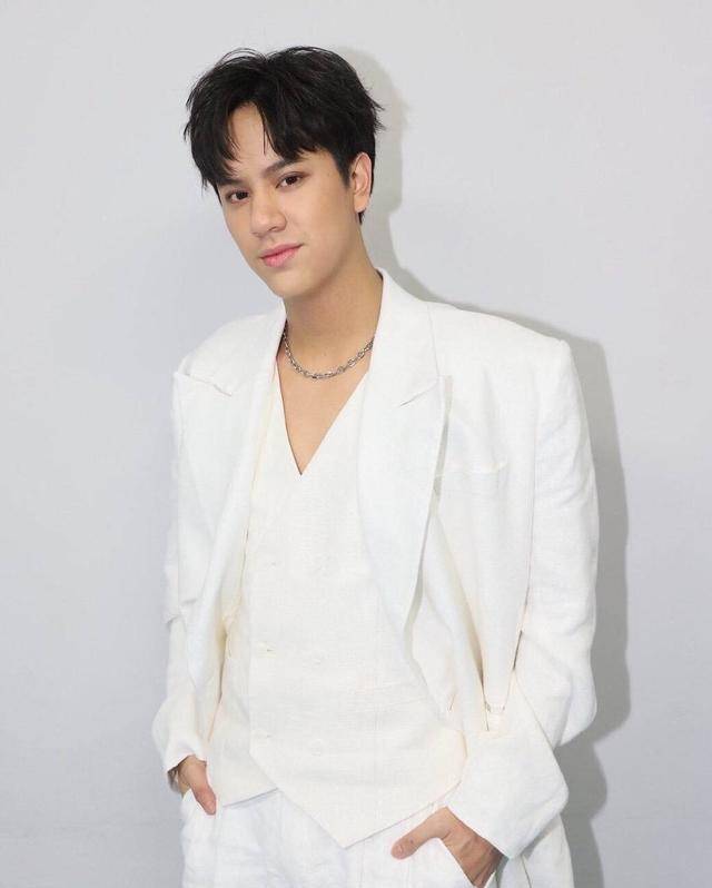 kclawards颁奖典礼:三对泰剧情侣档cp现场人气pk_ppkrit_陈星宇_音乐