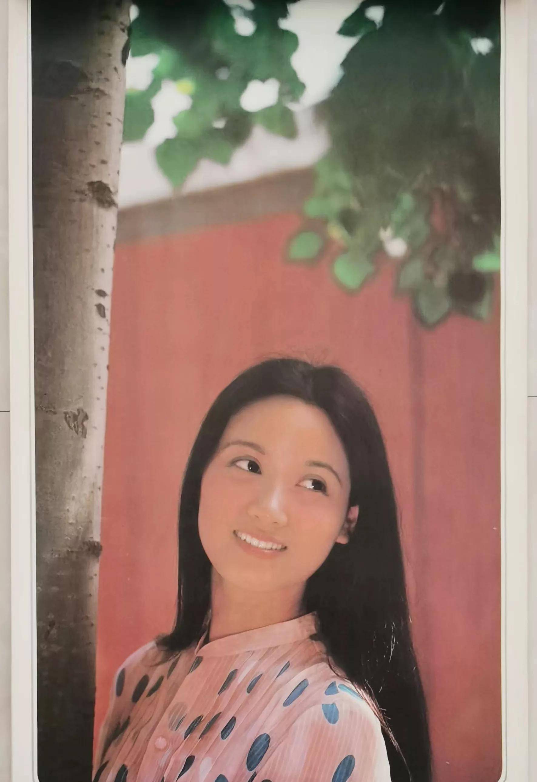 挂历欣赏:1987红楼剧中人挂历_人物_印刷_本溪市