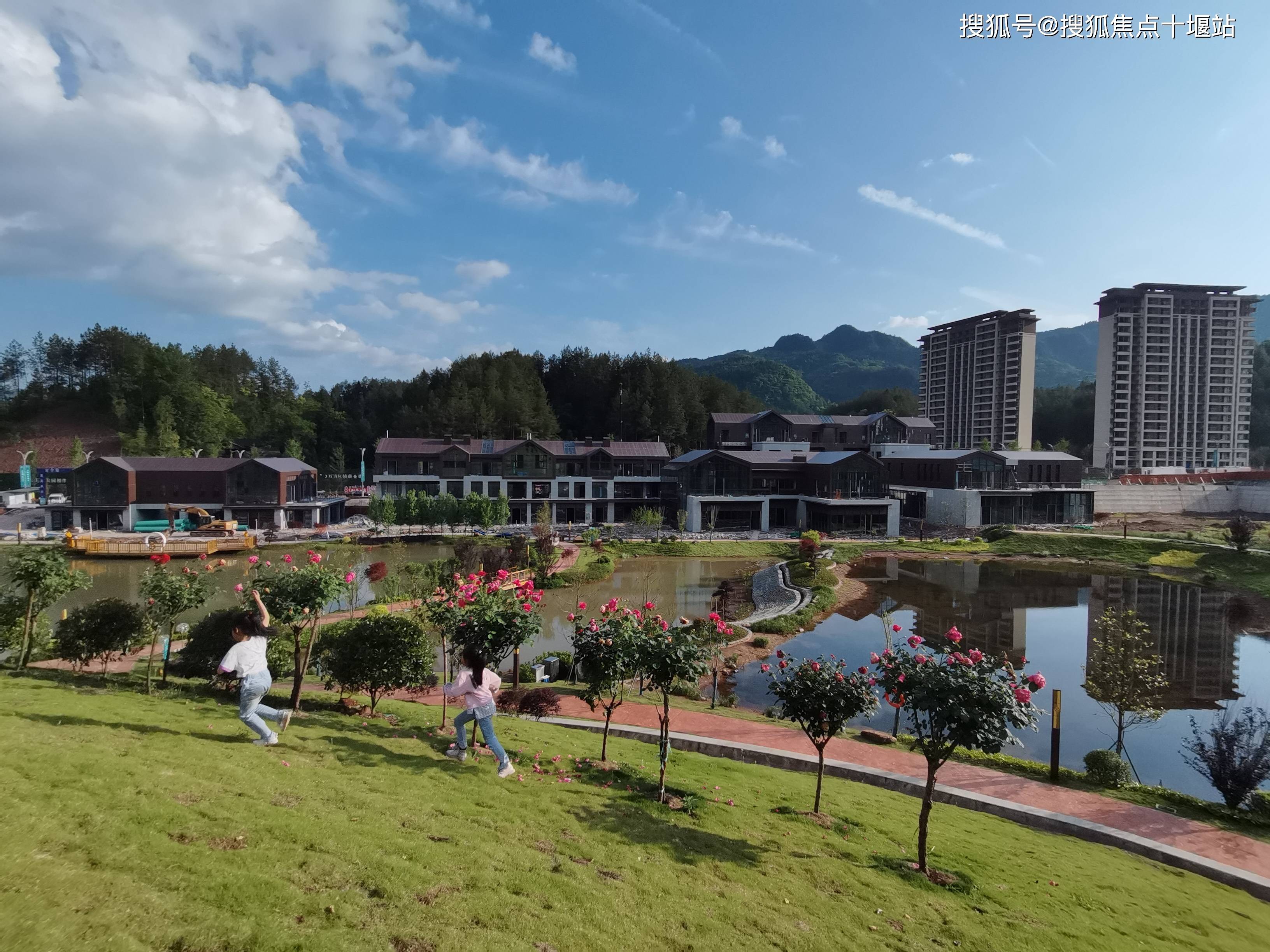 楼盘详情@恩施利川源梦·银溪谷康养小镇 房价优惠,交房时间_项目