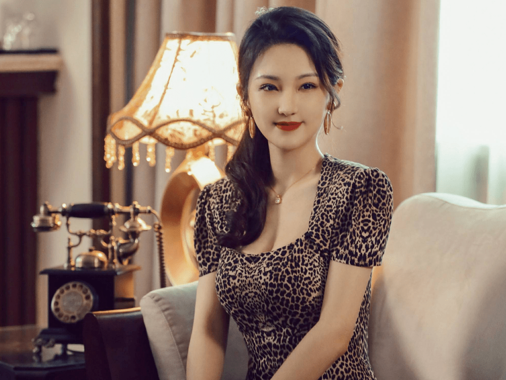 开播前以为是烂片,开播后拿下3个第一,网大警匪片