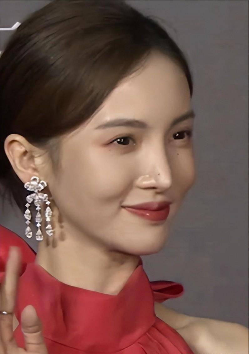 李小璐的眼,杨紫的下巴,让我看到女星的极度"自卑"_娜扎_美人_鼻子