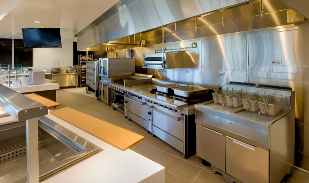 华厨厨房设备:深圳西餐厅厨房工程有哪些设计要点?